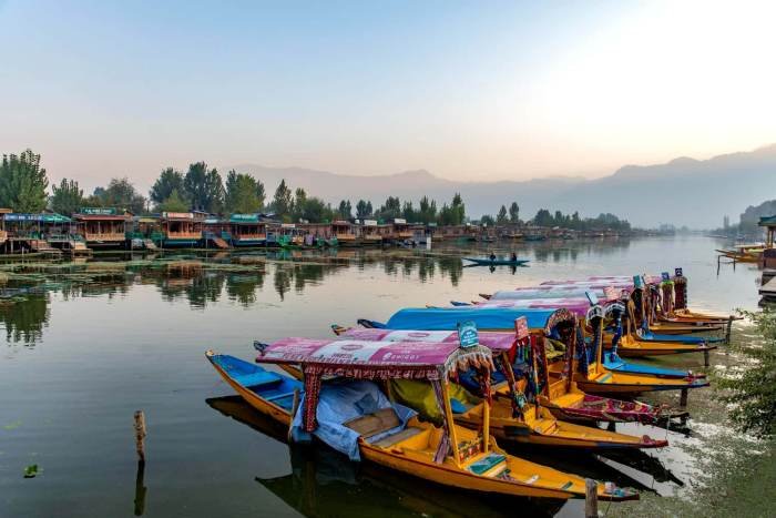 Dal Lake houseboat night on a Vaishno Devi and Kashmir tour
