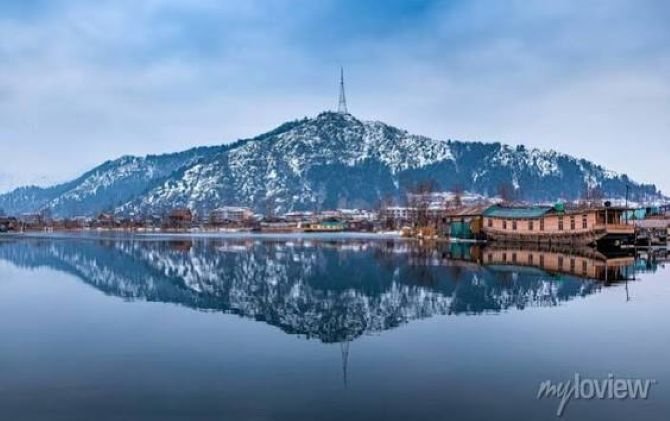 Gulmarg Gondola cable car on a 7 nights 8 days Kashmir tour
