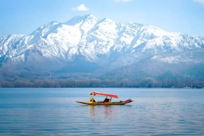 4 Srinagar packages from Mumbai - budget family honeymoon luxury